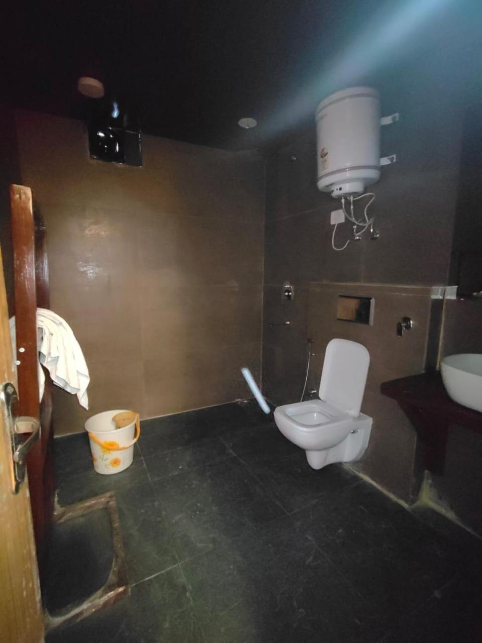 Koyal Hotel