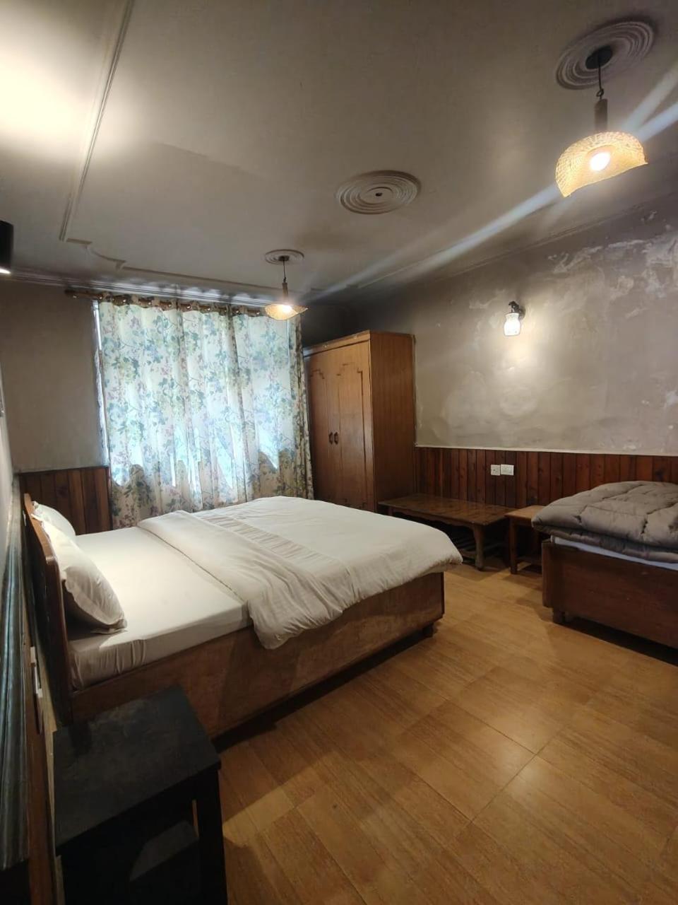 Koyal Hotel 4*