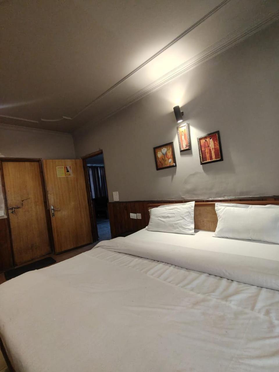 Hotel Koyal